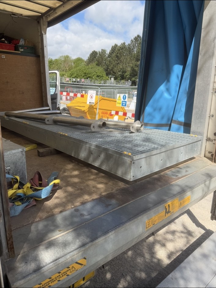 Equipment transport job